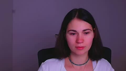 Snapshot of elsa_mur chatting on December 8, 7:32 pm Elsa online show from December 8, 7:32 pm