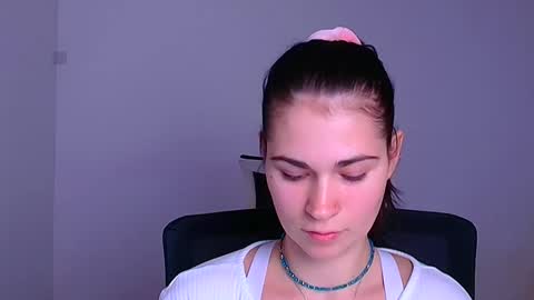 Snapshot of elsa_mur chatting on December 8, 10:36 pm Elsa online show from December 8, 10:36 pm