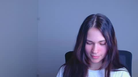 Snapshot of elsa_mur chatting on January 29, 7:43 pm Elsa online show from January 29, 7:43 pm