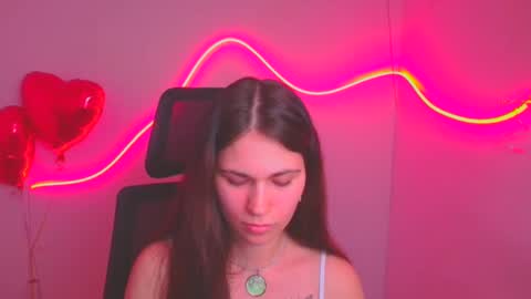 Snapshot of elsa_mur chatting on February 27, 8:20 pm Elsa online show from February 27, 8:20 pm