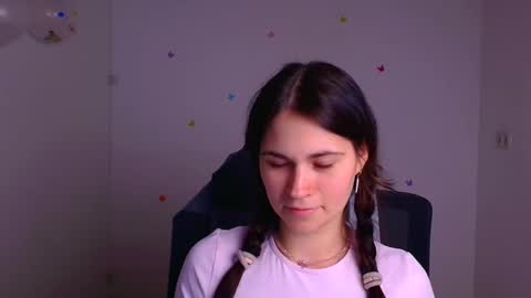 Snapshot of elsa_mur chatting on March 2, 10:48 pm Elsa online show from March 2, 10:48 pm
