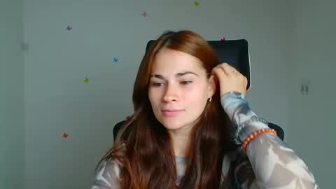 Snapshot of elsa_mur chatting on September 18, 6:26 am Elsa online show from September 18, 6:26 am