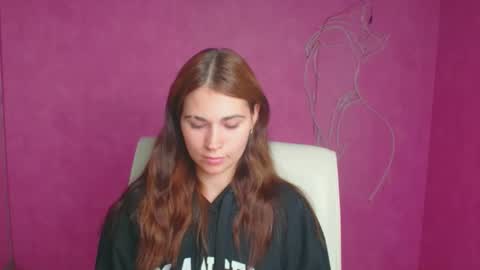 Snapshot of elsa_mur chatting on September 22, 6:15 am Elsa online show from September 22, 6:15 am