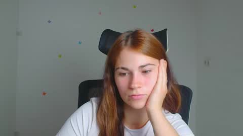 Snapshot of elsa_mur chatting on September 23, 6:05 am Elsa online show from September 23, 6:05 am