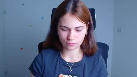 Snapshot of elsa_mur chatting on October 7, 7:16 am Elsa online show from October 7, 7:16 am