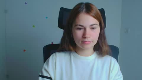 Snapshot of elsa_mur chatting on October 11, 5:50 am Elsa online show from October 11, 5:50 am