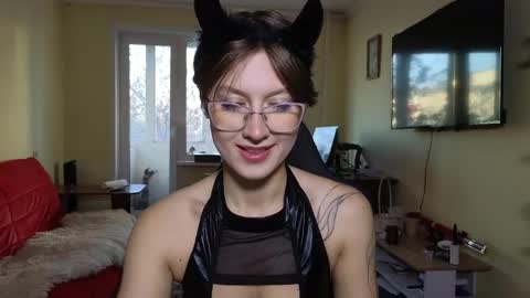 Snapshot of elsaangel chatting on October 25, 1:57 am elsaangel online show from October 25, 1:57 am