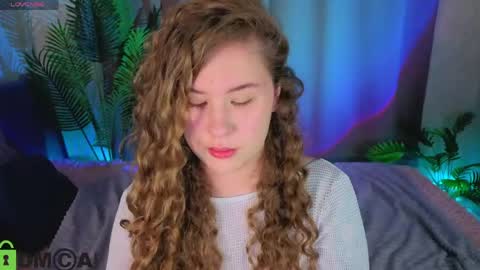 Elsie online show from May 10, 1:11 am