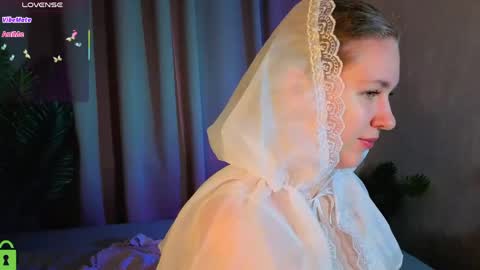 Elsie online show from May 22, 1:46 am