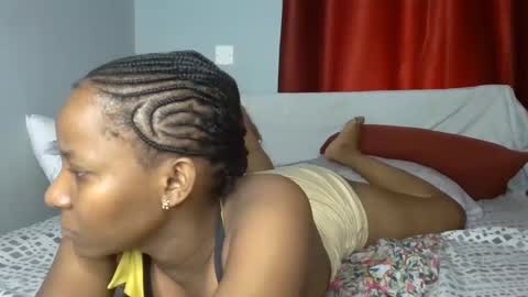 elsysmile online show from January 21, 11:03 am