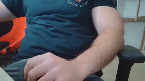 Snapshot of eltanke2206 chatting on February 27, 6:30 pm alexgarg online show from February 27, 6:30 pm