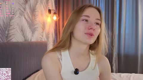 Alex online show from April 14, 2:39 am