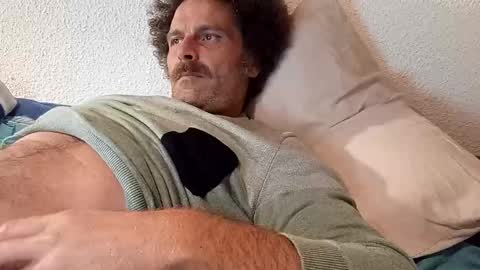 elyjahoye online show from September 25, 8:23 pm