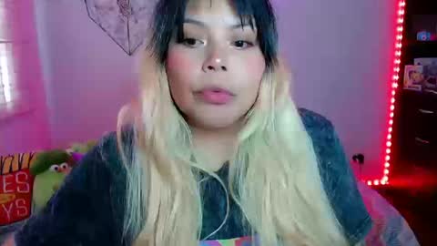 Ely online show from March 18, 9:07 pm