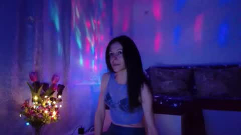 Elisa online show from February 3, 8:57 pm