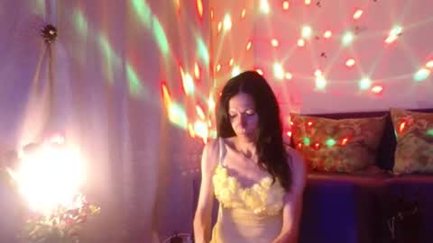 Snapshot of elysasun chatting on June 25, 6:56 pm Elisa online show from June 25, 6:56 pm