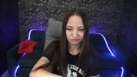 Call me Elis online show from December 8, 6:11 am