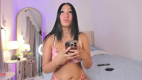 Michelle online show from March 30, 8:10 pm