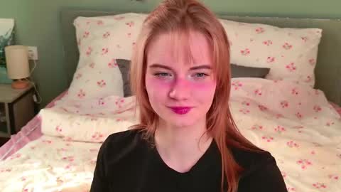 Snapshot of elza_hofffman chatting on June 7, 5:06 pm Chloyka online show from June 7, 5:06 pm