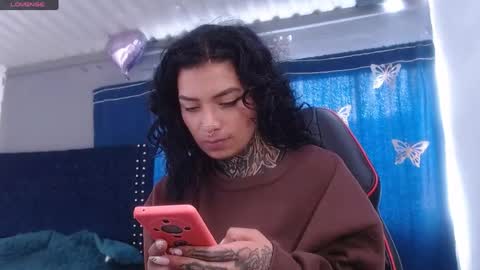 ema_ploxx online show from May 25, 4:02 pm