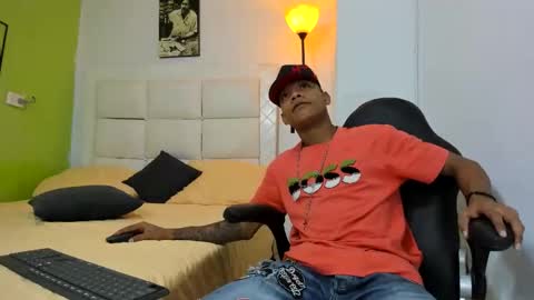 EMANUEL online show from March 1, 1:40 am