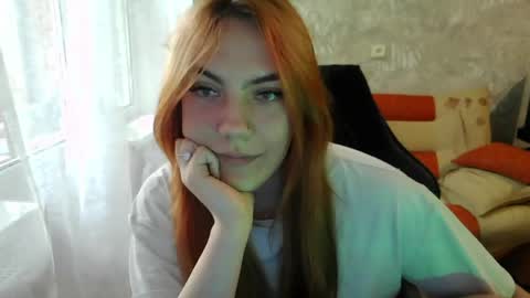 ember__fox online show from May 30, 10:01 am