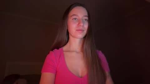 Snapshot of emberfamn chatting on February 7, 10:35 pm Alina online show from February 7, 10:35 pm