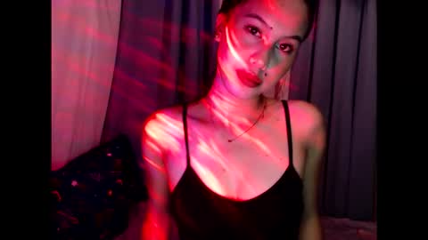 EmberSiren online show from March 1, 8:05 am