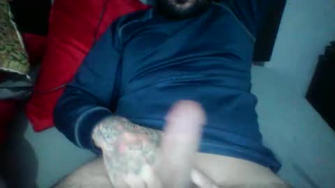 Snapshot of emecuatro20 chatting on October 7, 3:04 am emecuatro20 online show from October 7, 3:04 am