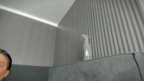 emelie_89 online show from March 31, 11:32 am