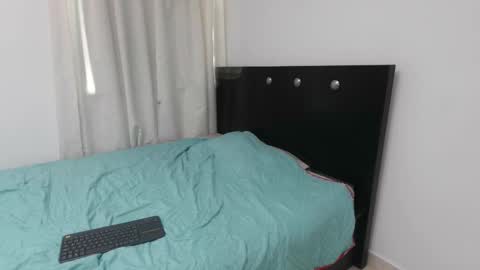 emely_aaron69z online show from February 17, 6:14 pm