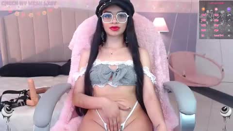 Danna online show from October 16, 10:00 pm