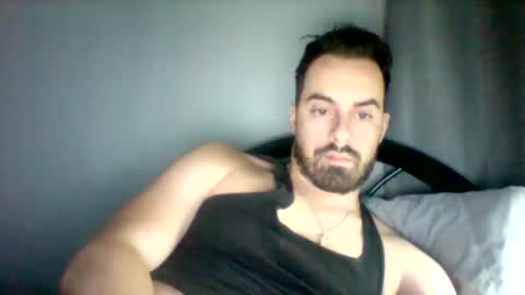 Snapshot of emgee88 chatting on December 24, 5:05 am emgee88 online show from December 24, 5:05 am