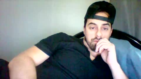 Snapshot of emgee88 chatting on January 29, 1:37 am emgee88 online show from January 29, 1:37 am