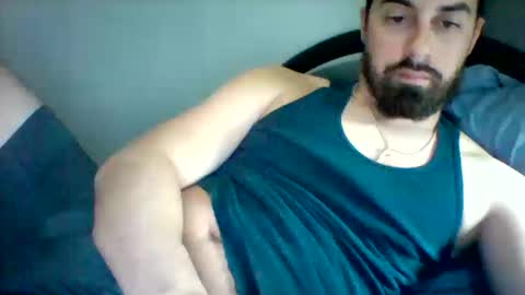 Snapshot of emgee88 chatting on October 18, 10:32 pm emgee88 online show from October 18, 10:32 pm