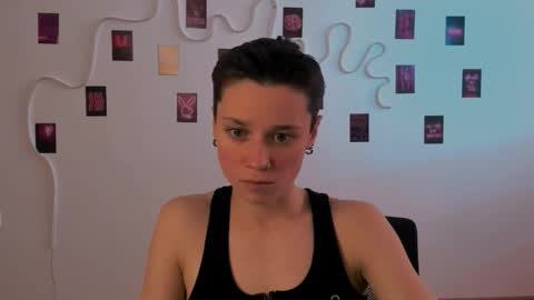 emi_fade online show from March 4, 10:10 am