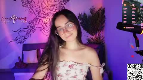 Emmily Roberts online show from June 24, 11:04 pm