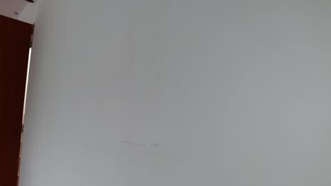 emi_rousse online show from May 23, 11:58 am