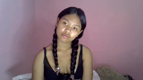 Snapshot of emiehottie chatting on July 11, 9:27 pm Ami online show from July 11, 9:27 pm