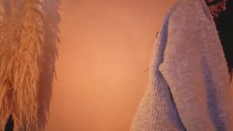 Emilia Gomez online show from January 8, 1:24 pm