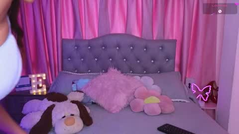 Emily online show from November 8, 2:39 pm