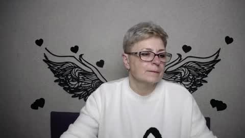 Snapshot of emiliagree chatting on March 22, 6:00 pm EmiliaGree online show from March 22, 6:00 pm