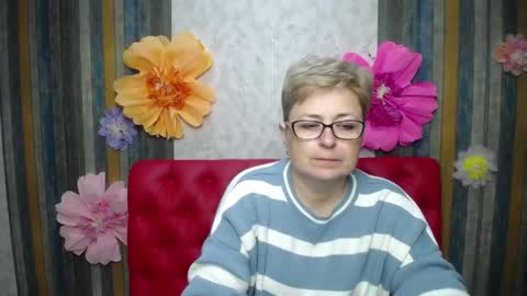Snapshot of emiliagree chatting on April 26, 5:10 pm EmiliaGree online show from April 26, 5:10 pm