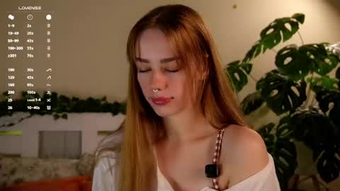 Tessa online show from August 2, 12:20 am