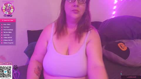 Snapshot of emiliefoxx chatting on December 4, 8:51 pm emilie foxx online show from December 4, 8:51 pm