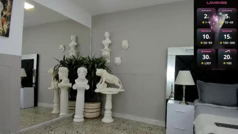 Emilio online show from December 2, 9:58 am