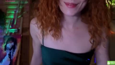 Emi  online show from November 8, 8:18 pm