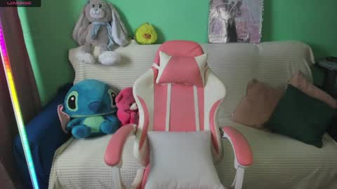 Emiliya online show from April 11, 8:29 am