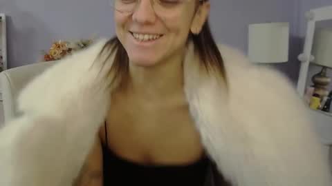 Emilly online show from January 11, 8:08 am