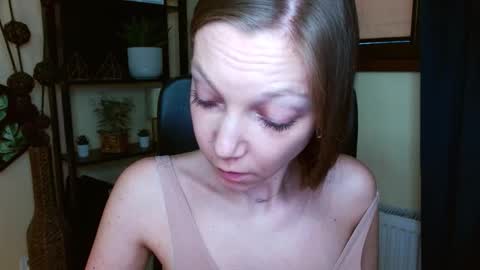 Emilly online show from March 13, 6:42 am